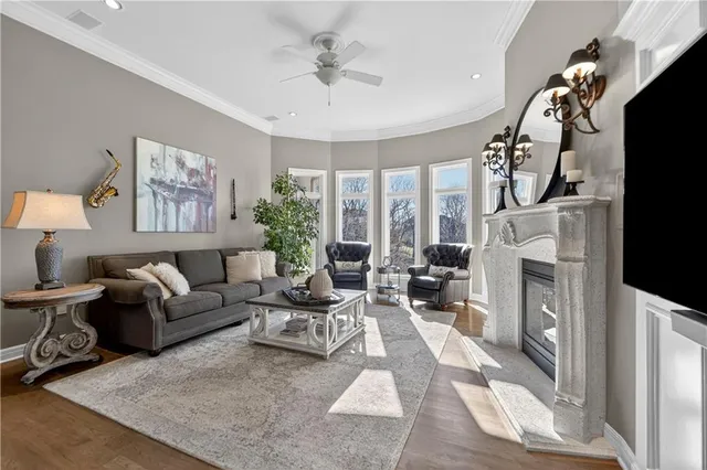 $1,100,000 | 9636 Cailler Drive, Lenexa, KS 66220