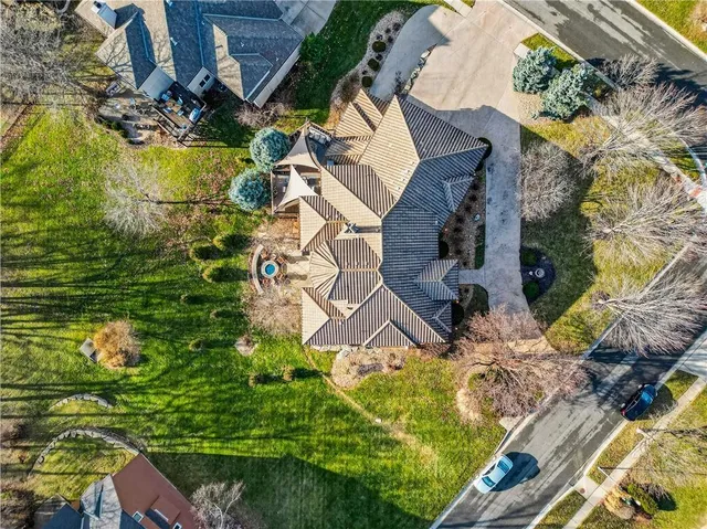 $1,100,000 | 9636 Cailler Drive, Lenexa, KS 66220