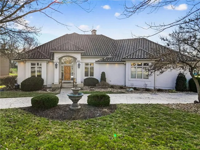 $1,100,000 | 9636 Cailler Drive, Lenexa, KS 66220