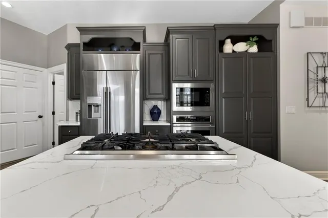 $1,100,000 | 9636 Cailler Drive, Lenexa, KS 66220