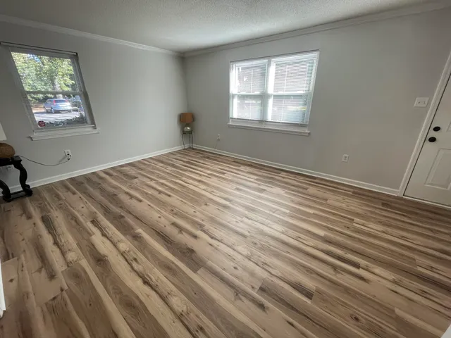 $2,000 | 415 Parkdale Drive, Unit 8F, Charleston, SC 29414