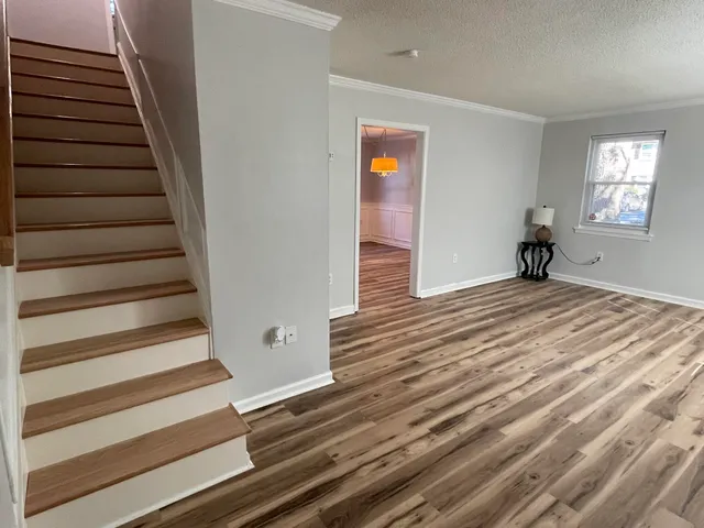 $2,000 | 415 Parkdale Drive, Unit 8F, Charleston, SC 29414