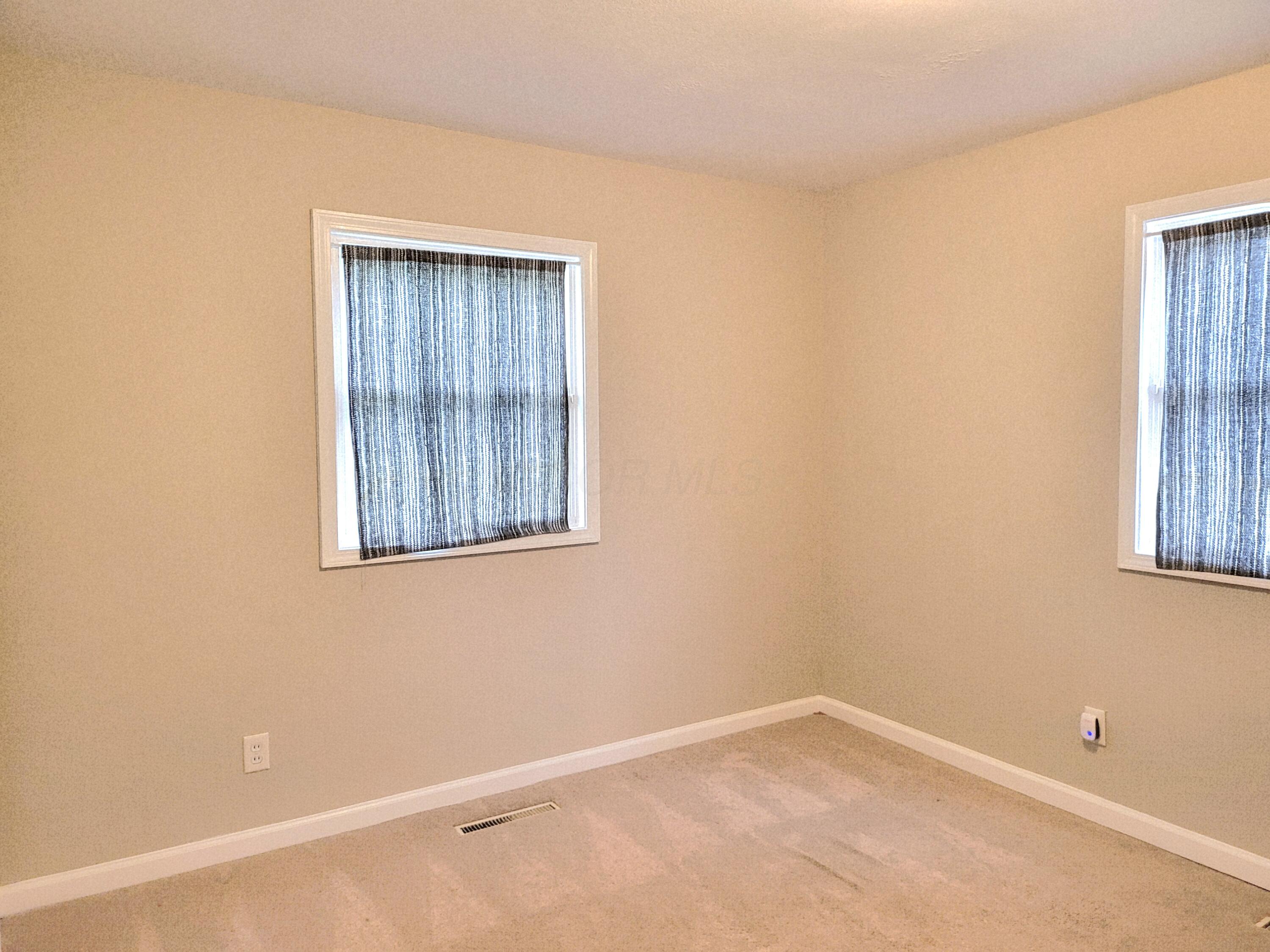 4530 Amesbury Road Columbus, OH 43227 - Photo 4 of 22 1000024469