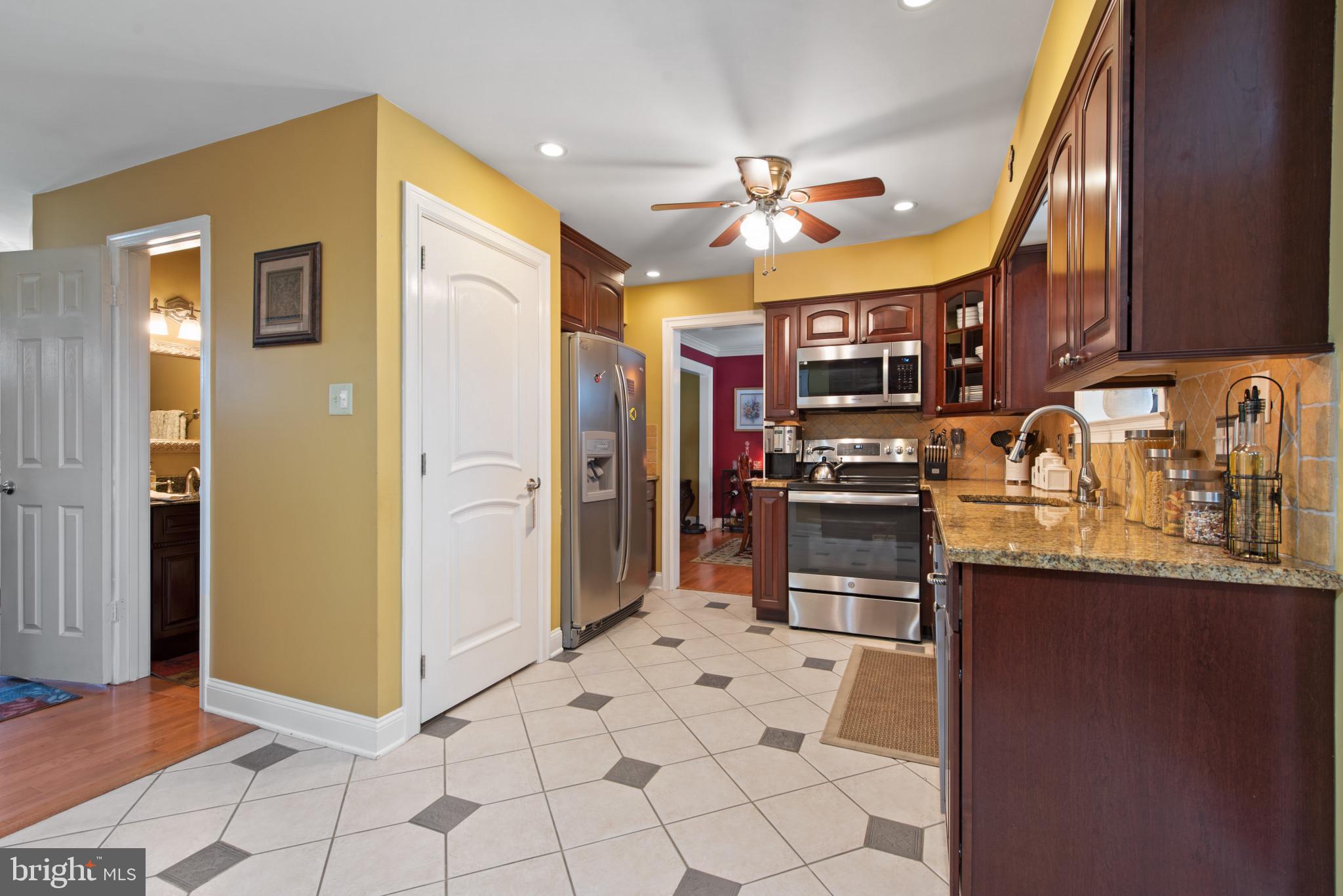 8533 Westerman Circle Nottingham, MD 21236 - Photo 9 of 35