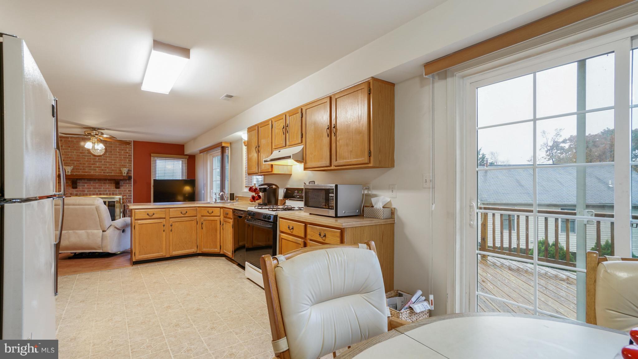 13163 Broadmore Road Silver Spring, MD 20904 - Photo 6 of 21