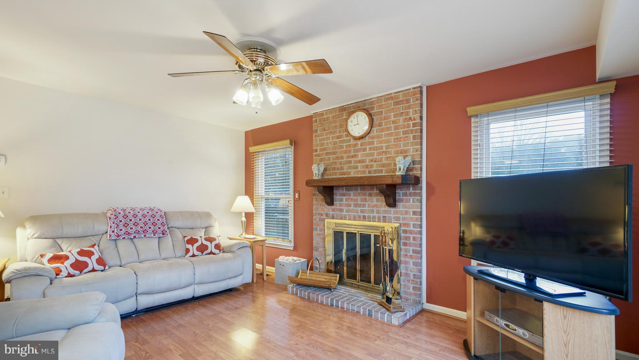 13163 Broadmore Road Silver Spring, MD 20904 - Photo 8 of 21 Family Room