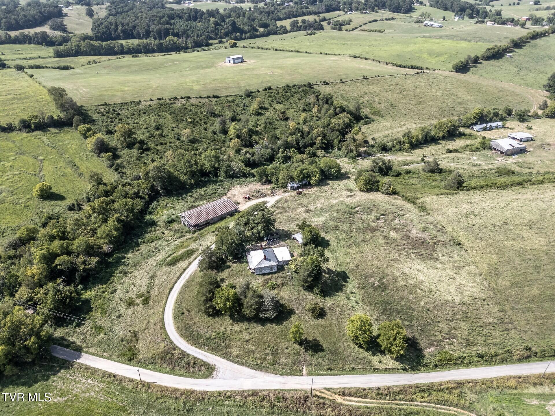 1410 Timber Ridge Road Greeneville, TN 37743 - Photo 27 of 46 thumbnail_1410TimberRidgeG_031