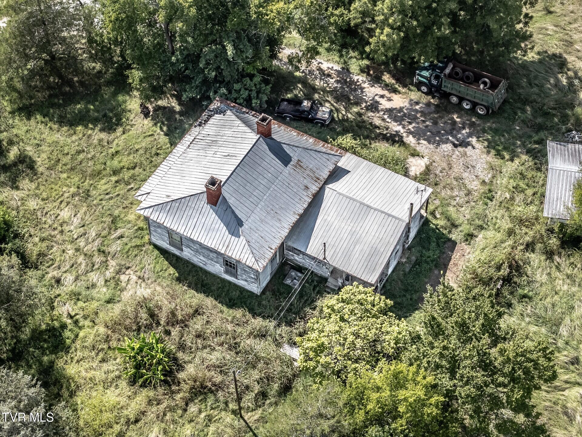 1410 Timber Ridge Road Greeneville, TN 37743 - Photo 42 of 46 thumbnail_1410TimberRidgeG_054