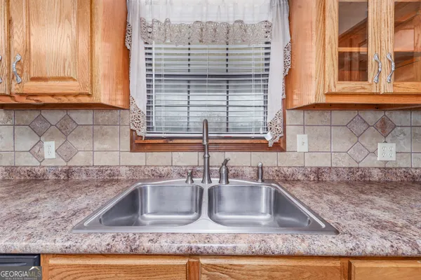 $399,900 | 8245 Central Avenue, Waycross, GA 31503