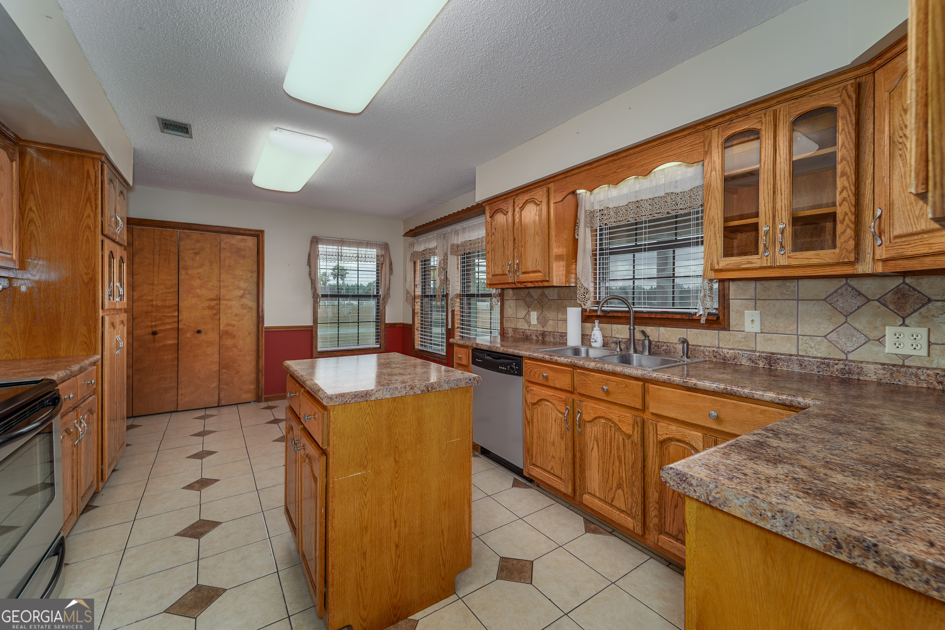 8245 Central Avenue Waycross, GA 31503 - Photo 26 of 35