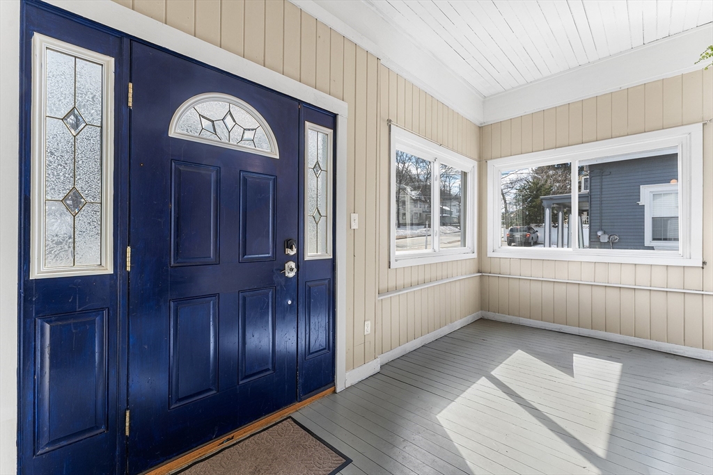 59 Washington Street Hudson, MA 01749 - Photo 2 of 34