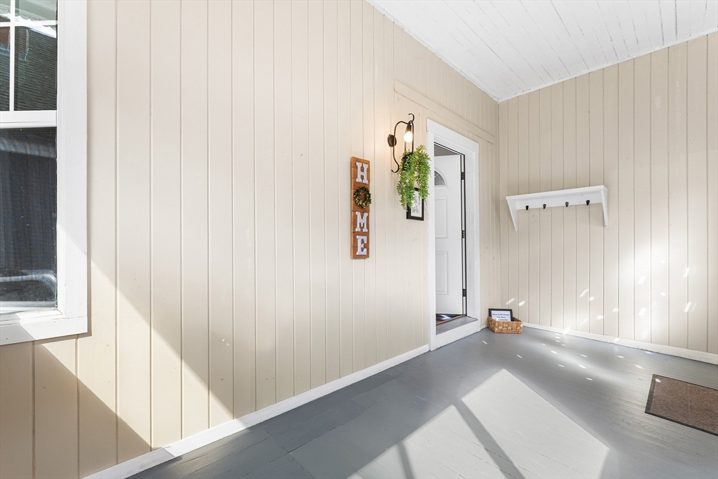 59 Washington Street Hudson, MA 01749 - Photo 27 of 34