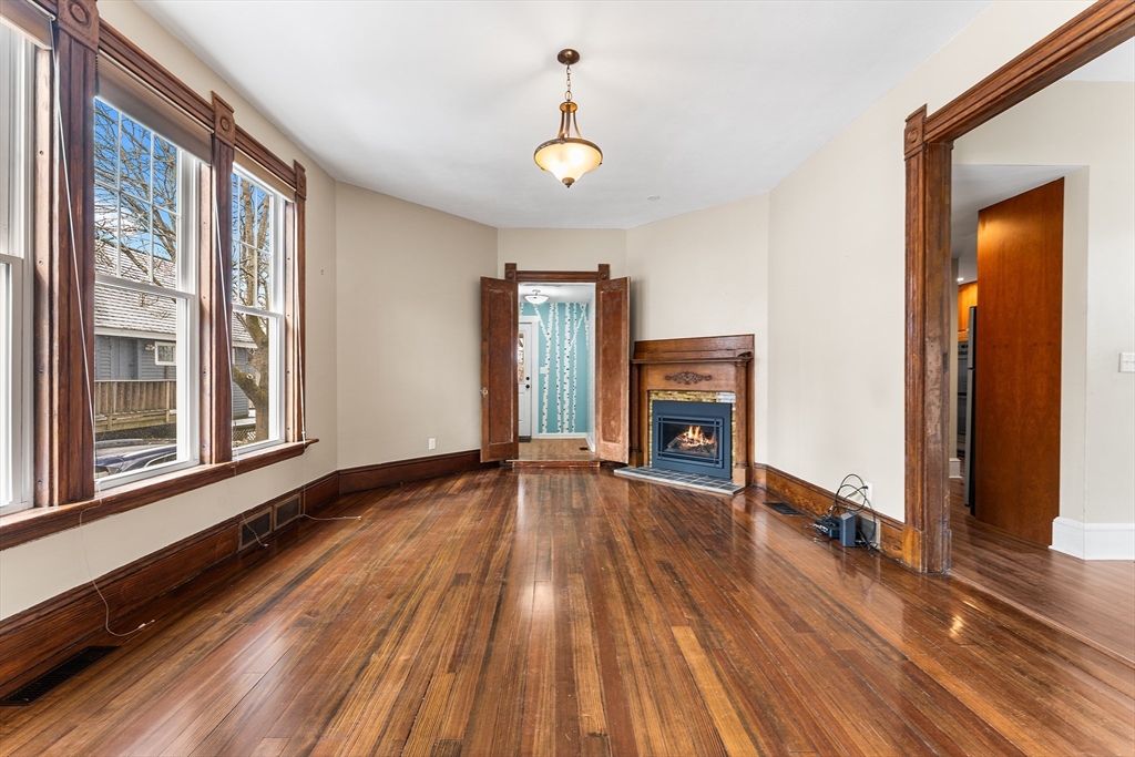 59 Washington Street Hudson, MA 01749 - Photo 7 of 34