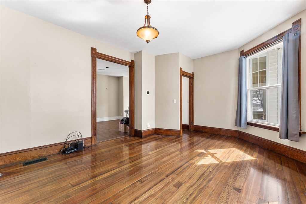 59 Washington Street Hudson, MA 01749 - Photo 9 of 34