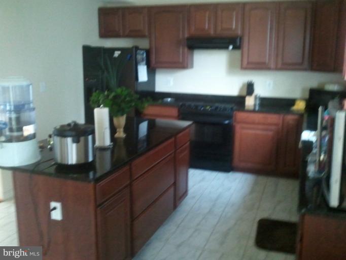 5511 Keppler Road Temple Hills, MD 20748 - Photo 6 of 6 Kitchen