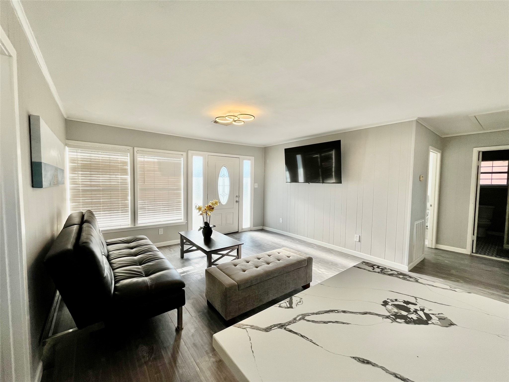 610 Seashell Drive Surfside Beach, TX 77541 - Photo 10 of 42 a living room with furniture and a large window
