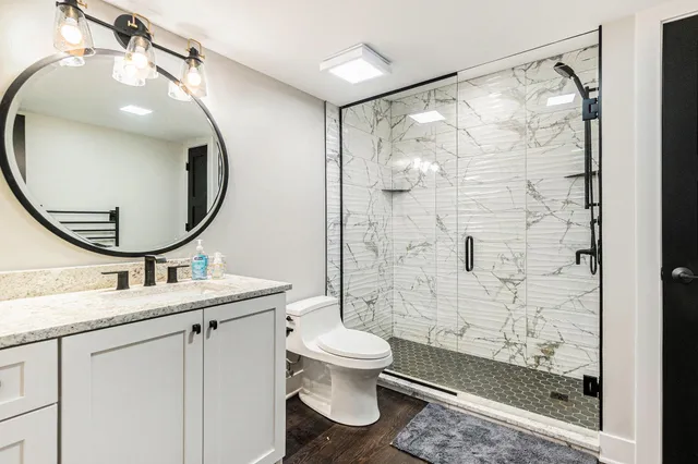 $1,600,000 | 7505 South Lakeshore Drive, Pentwater, MI 49449