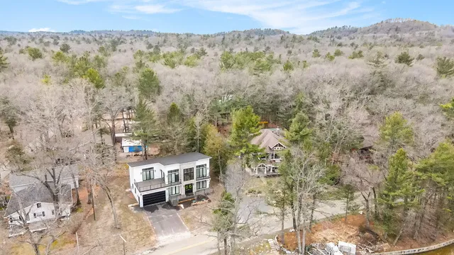 $1,600,000 | 7505 South Lakeshore Drive, Pentwater, MI 49449