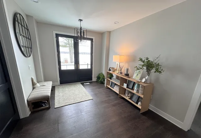 $1,600,000 | 7505 South Lakeshore Drive, Pentwater, MI 49449