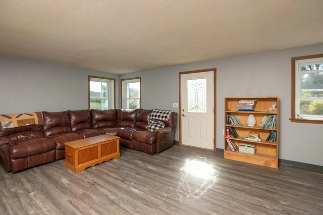 $294,900 | 3681 T-271, Rushford, MN 55971