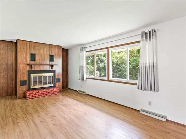 $330,000 | 6748 Old Highway, Cameron, MO 64429