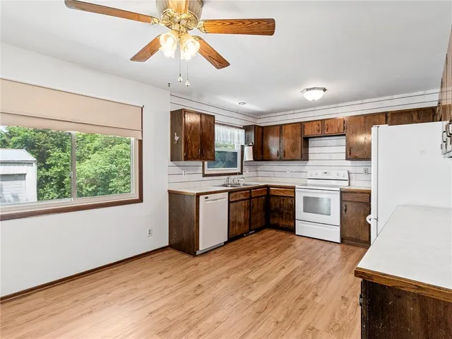 $330,000 | 6748 Old Highway, Cameron, MO 64429