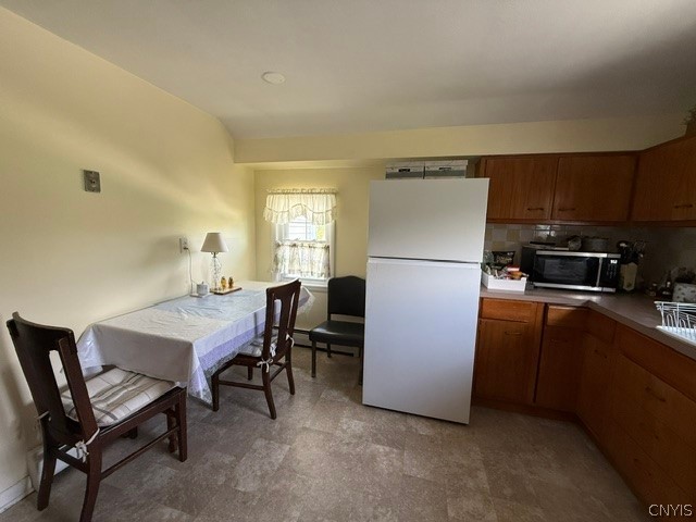 3835 Prospect Street Vernon, NY 13421 - Photo 19 of 43 Upstairs Apartment