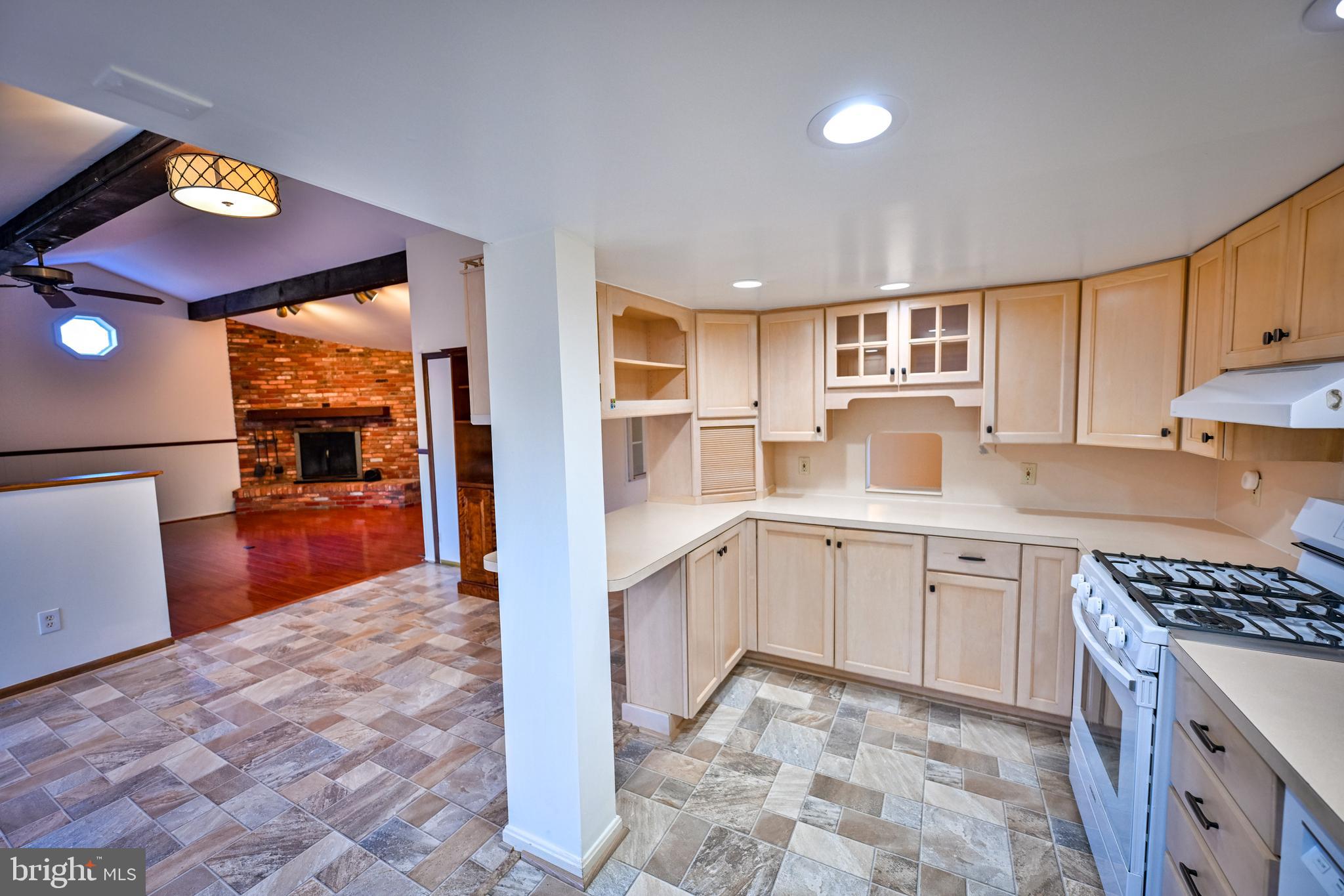 12116 Jerusalem Road Kingsville, MD 21087 - Photo 36 of 76 Kitchen view toward family room