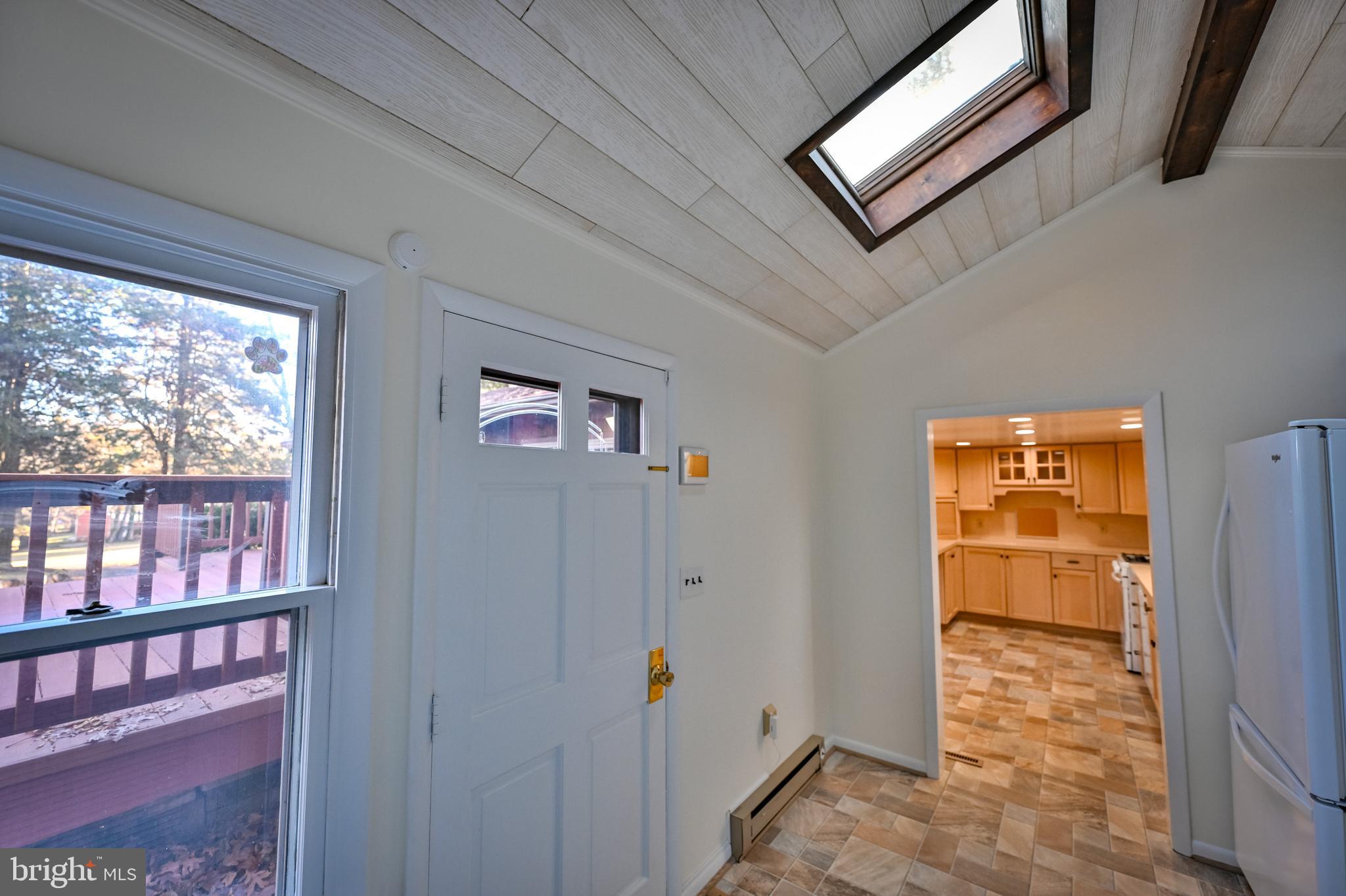 12116 Jerusalem Road Kingsville, MD 21087 - Photo 39 of 76 Mudroom and alternate entrance