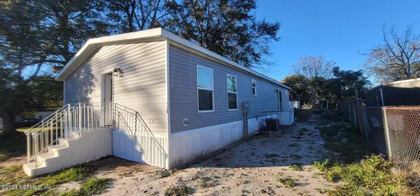 $1,595 | 8155 Devoe Street, Jacksonville, FL 32220