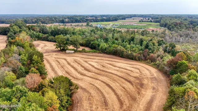 a view of a outdoor space