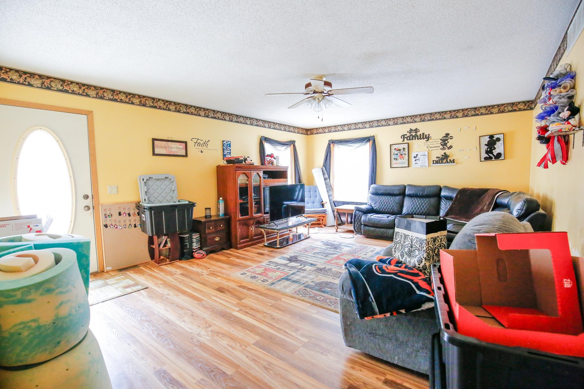910 Stony Point Road Dixon, IL 61021 - Photo 32 of 44