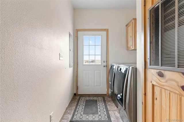 $720,000 | 1570 South County Road 129, Bennett, CO 80102