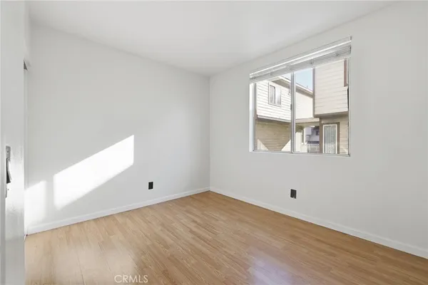 $430,000 | 11150 Glenoaks Boulevard, Unit 43, Pacoima, CA 91331