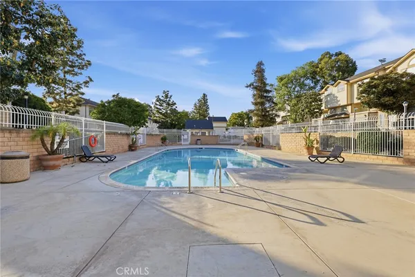 $430,000 | 11150 Glenoaks Boulevard, Unit 43, Pacoima, CA 91331