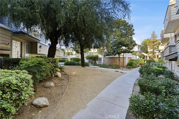 $430,000 | 11150 Glenoaks Boulevard, Unit 43, Pacoima, CA 91331