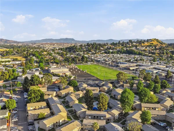 $430,000 | 11150 Glenoaks Boulevard, Unit 43, Pacoima, CA 91331