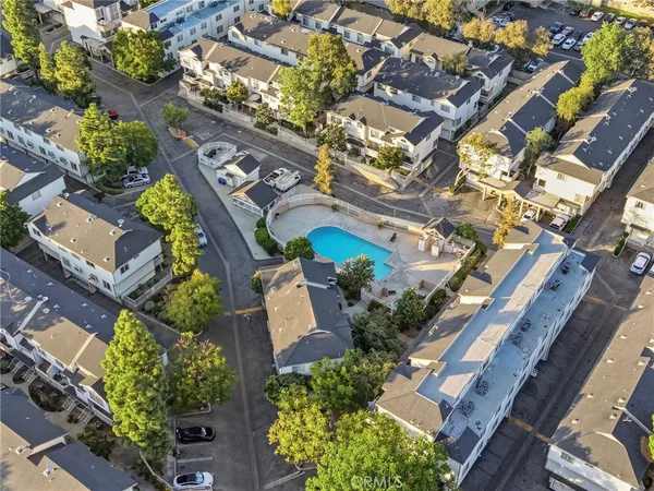 $430,000 | 11150 Glenoaks Boulevard, Unit 43, Pacoima, CA 91331