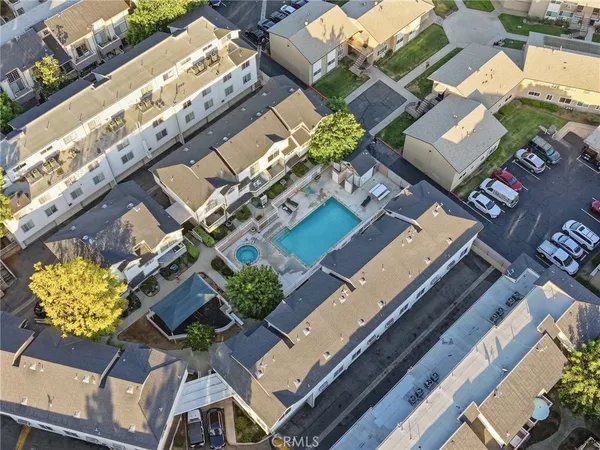 $430,000 | 11150 Glenoaks Boulevard, Unit 43, Pacoima, CA 91331