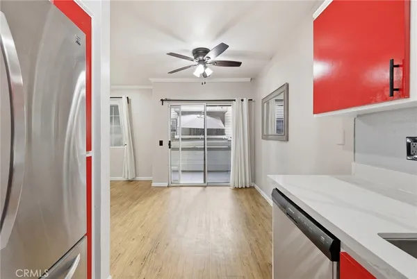 $430,000 | 11150 Glenoaks Boulevard, Unit 43, Pacoima, CA 91331