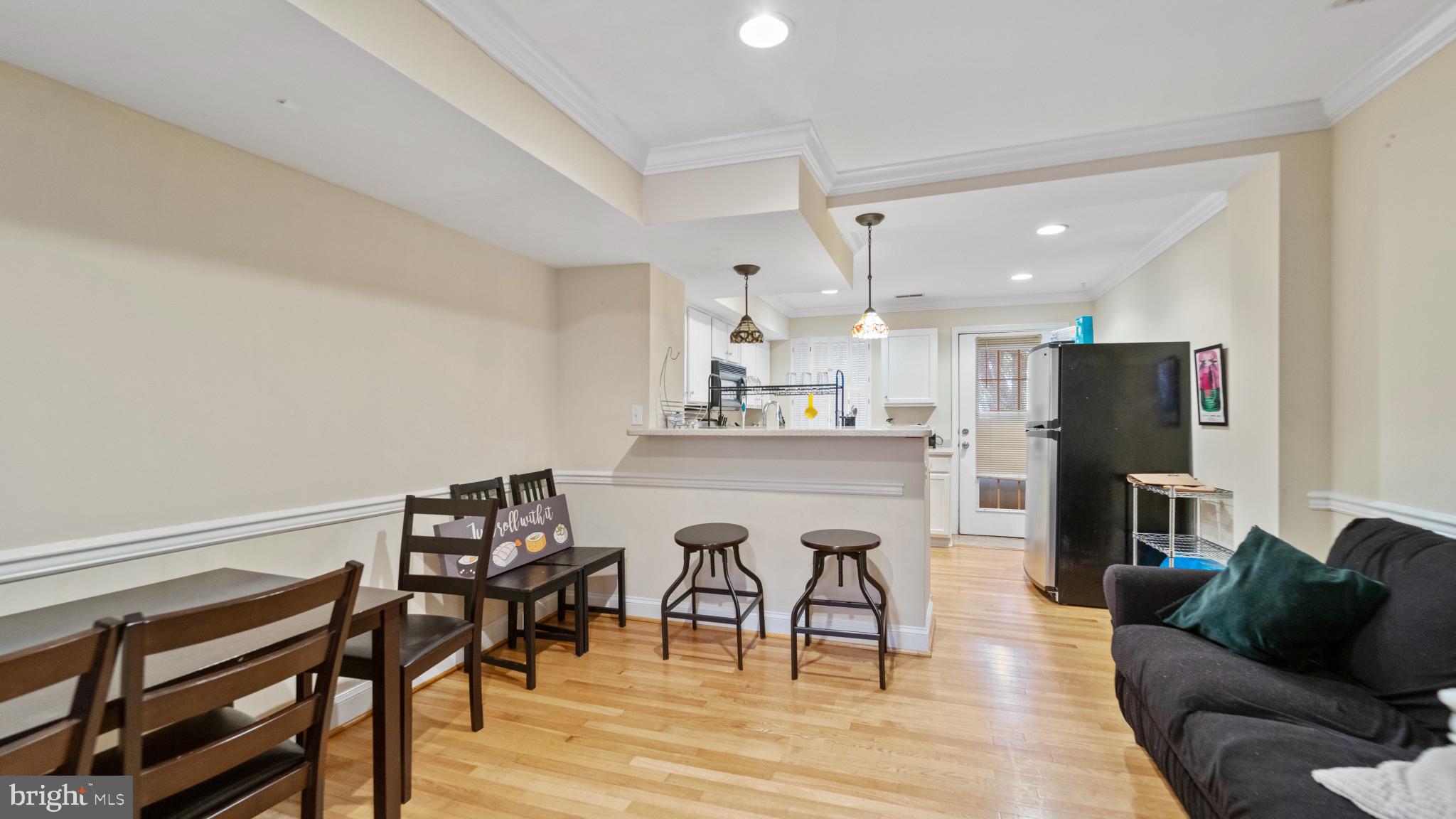 628 Scott Street Baltimore, MD 21230 - Photo 7 of 33 a view of kitchen with dining table and chairs