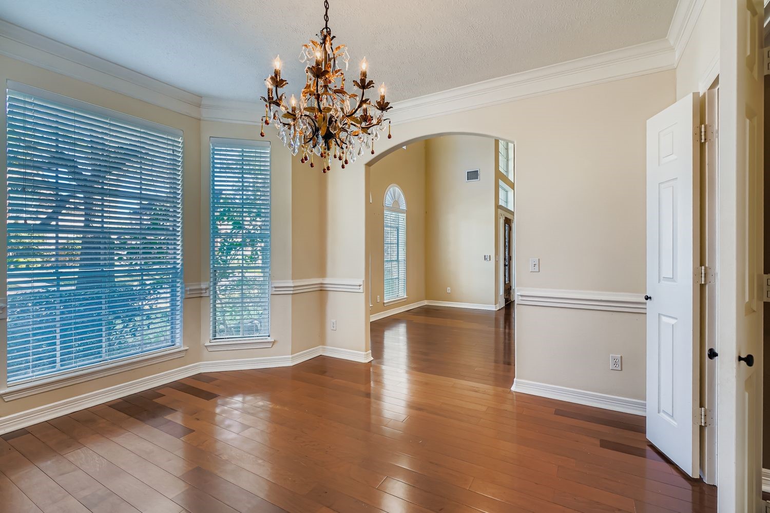 17415 Aspen Oak Court Spring, TX 77379 - Photo 10 of 39