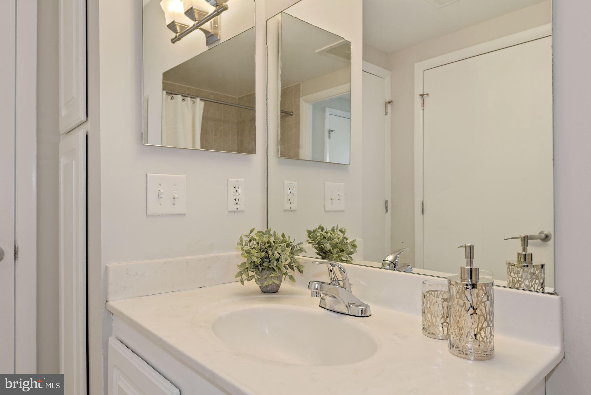 350 G Street Southwest, Unit N405 Washington, DC 20024 - Photo 20 of 27