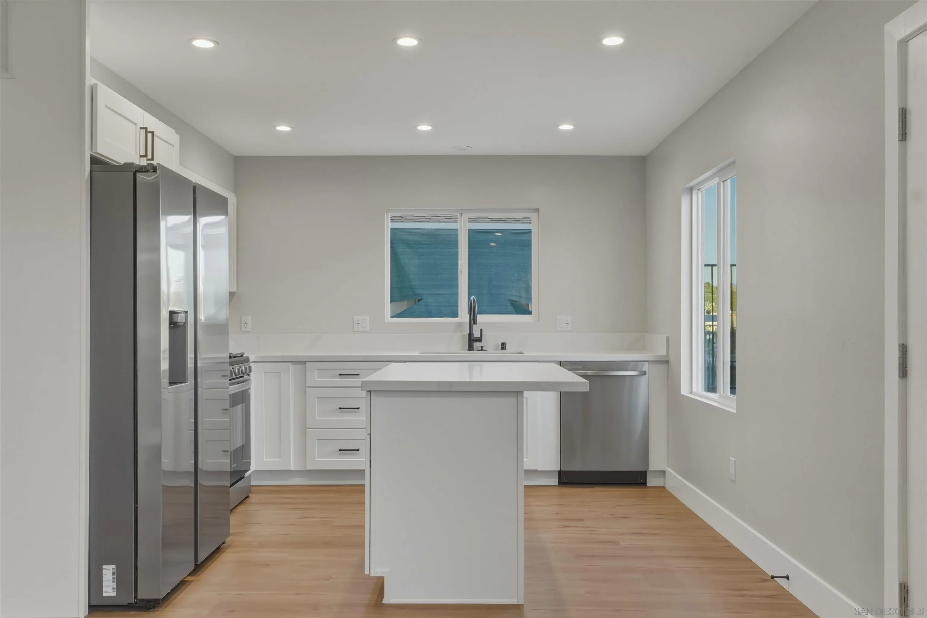752 West 9th Avenue Escondido, CA 92025 - Photo 19 of 33