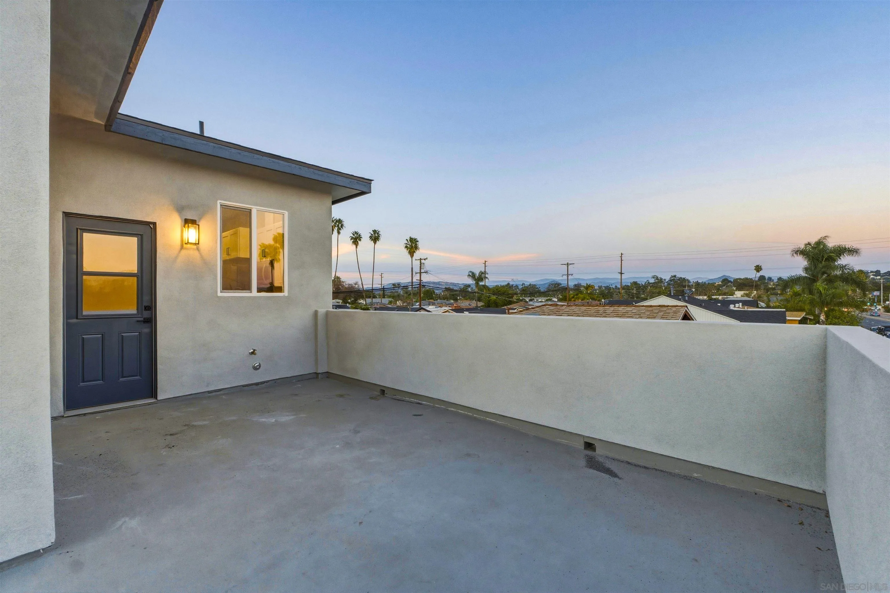752 West 9th Avenue Escondido, CA 92025 - Photo 6 of 33