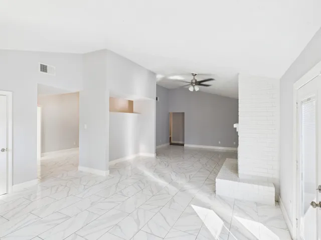 $260,000 | 11619 Bowlan Lane, Houston, TX 77035