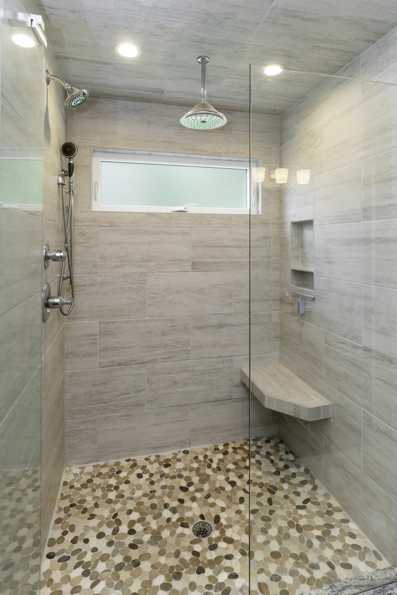 4933 Virginia Pine Road Signal Mountain, TN 37377 - Photo 17 of 40 Huge Tile Shower
