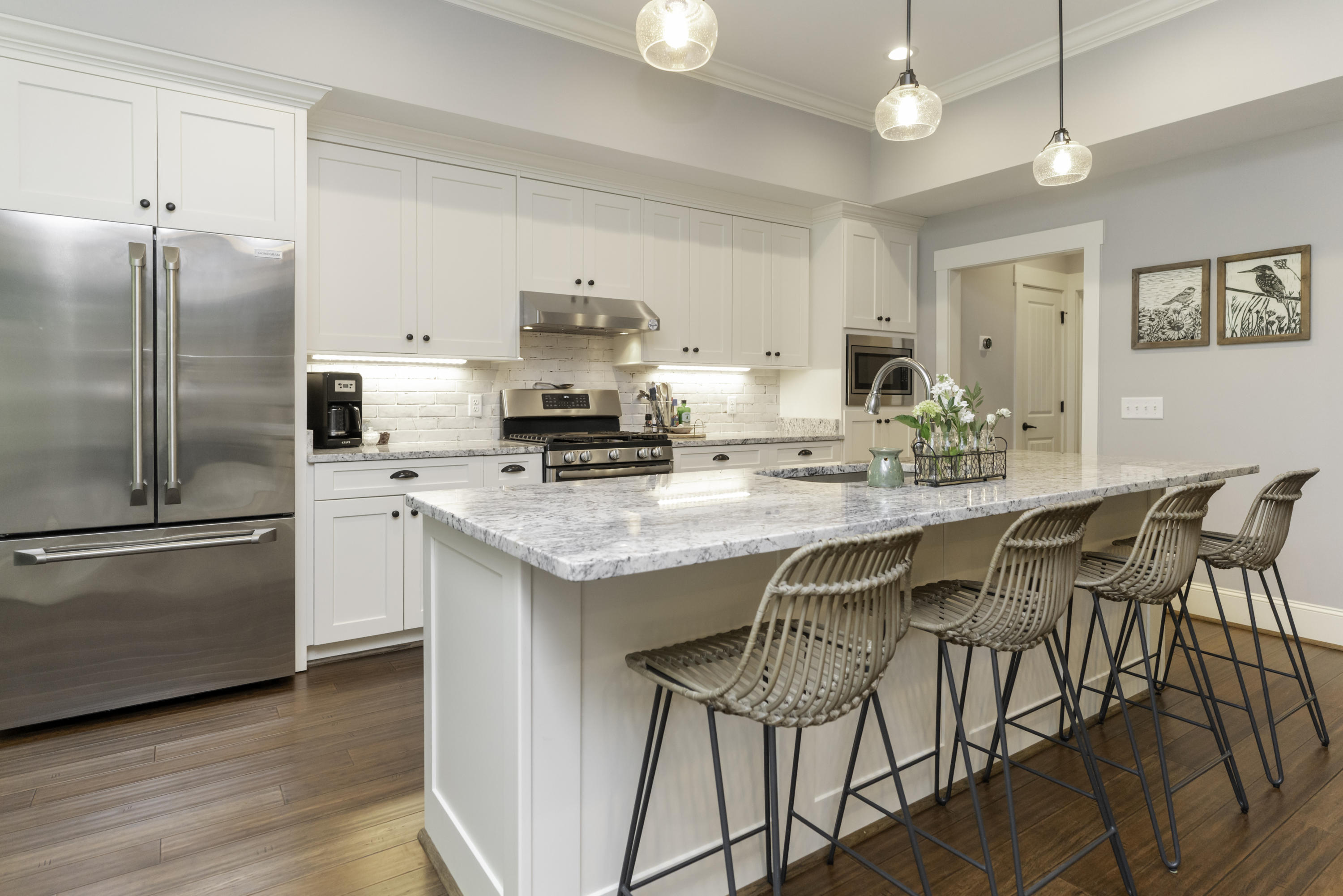 4933 Virginia Pine Road Signal Mountain, TN 37377 - Photo 2 of 40 Beautiful Kitchen