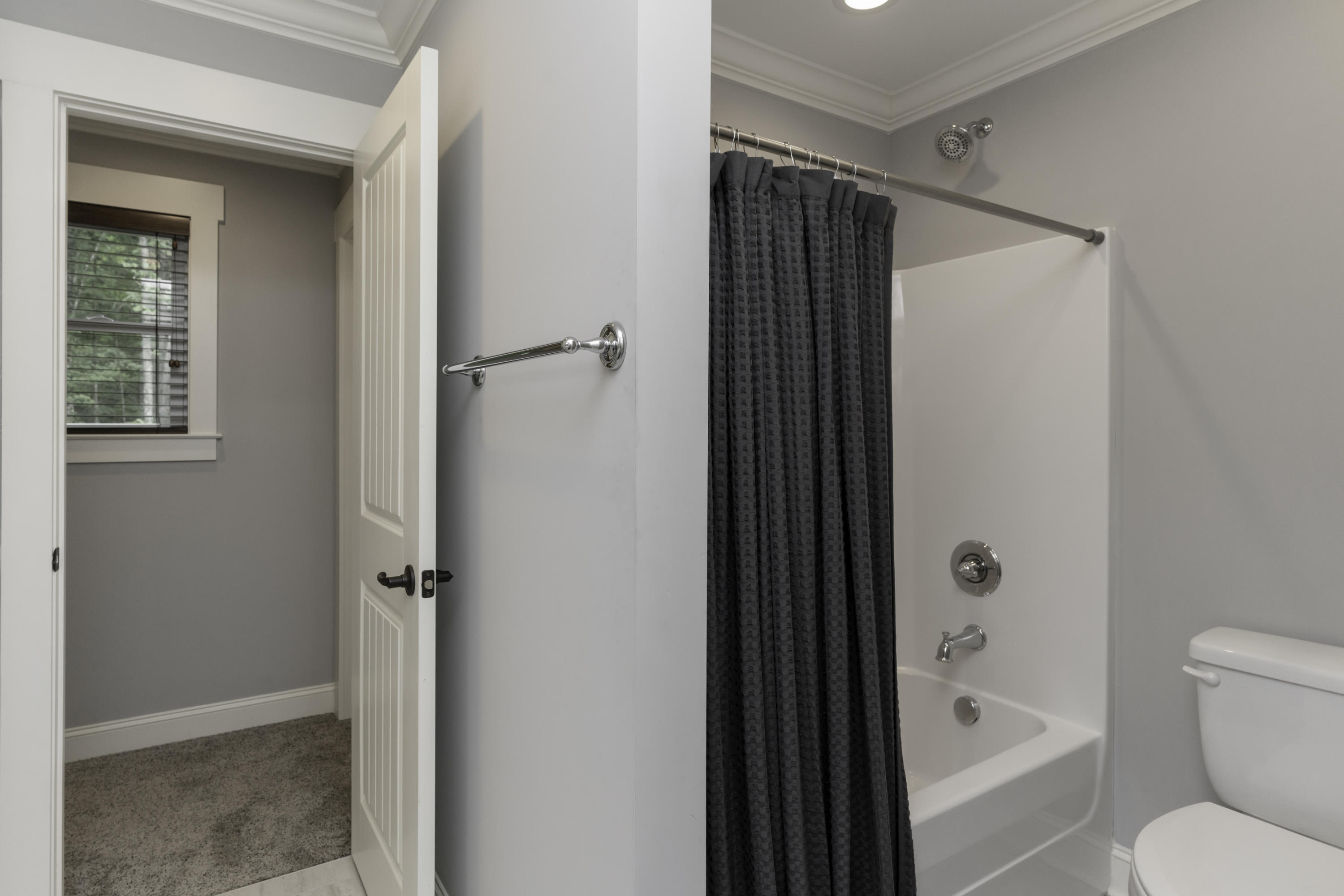 4933 Virginia Pine Road Signal Mountain, TN 37377 - Photo 28 of 40 Shower