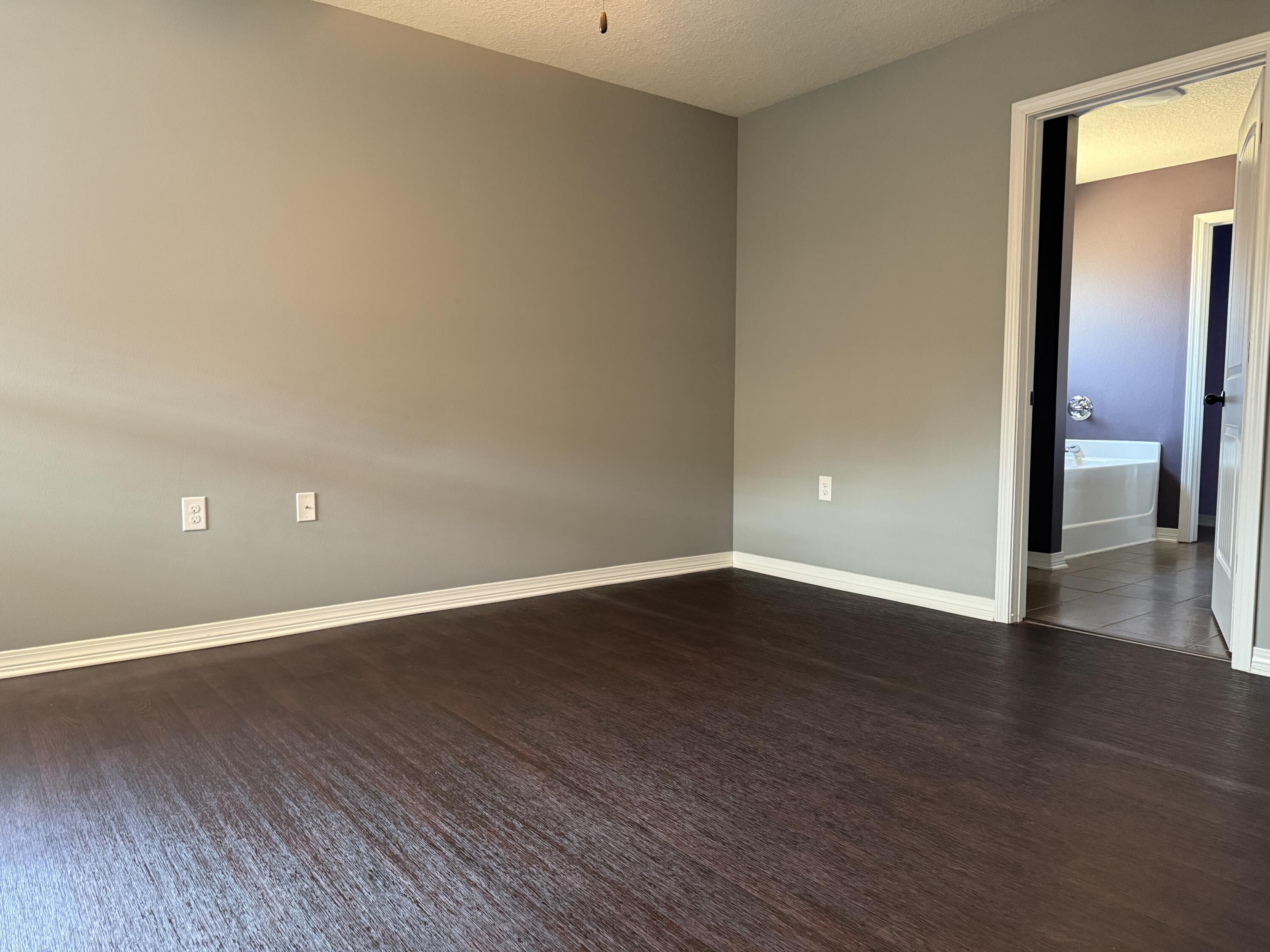 233 Croft Circle Crestview, FL 32536 - Photo 17 of 32 IMG_9428